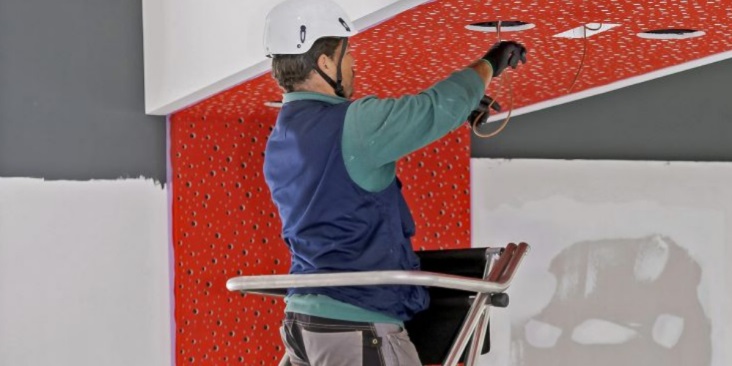 lavorare-in-sicurezza-sulle-scale-portatili-normative-e-corretto-utilizzo