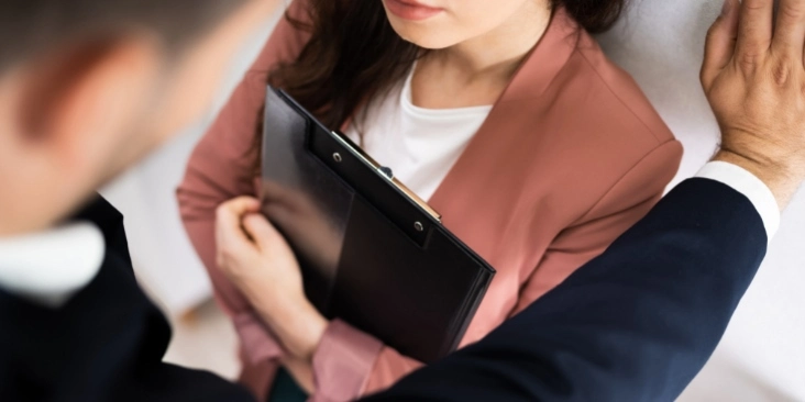 violenze-e-molestie-sul-lavoro-verso-le-lavoratrici